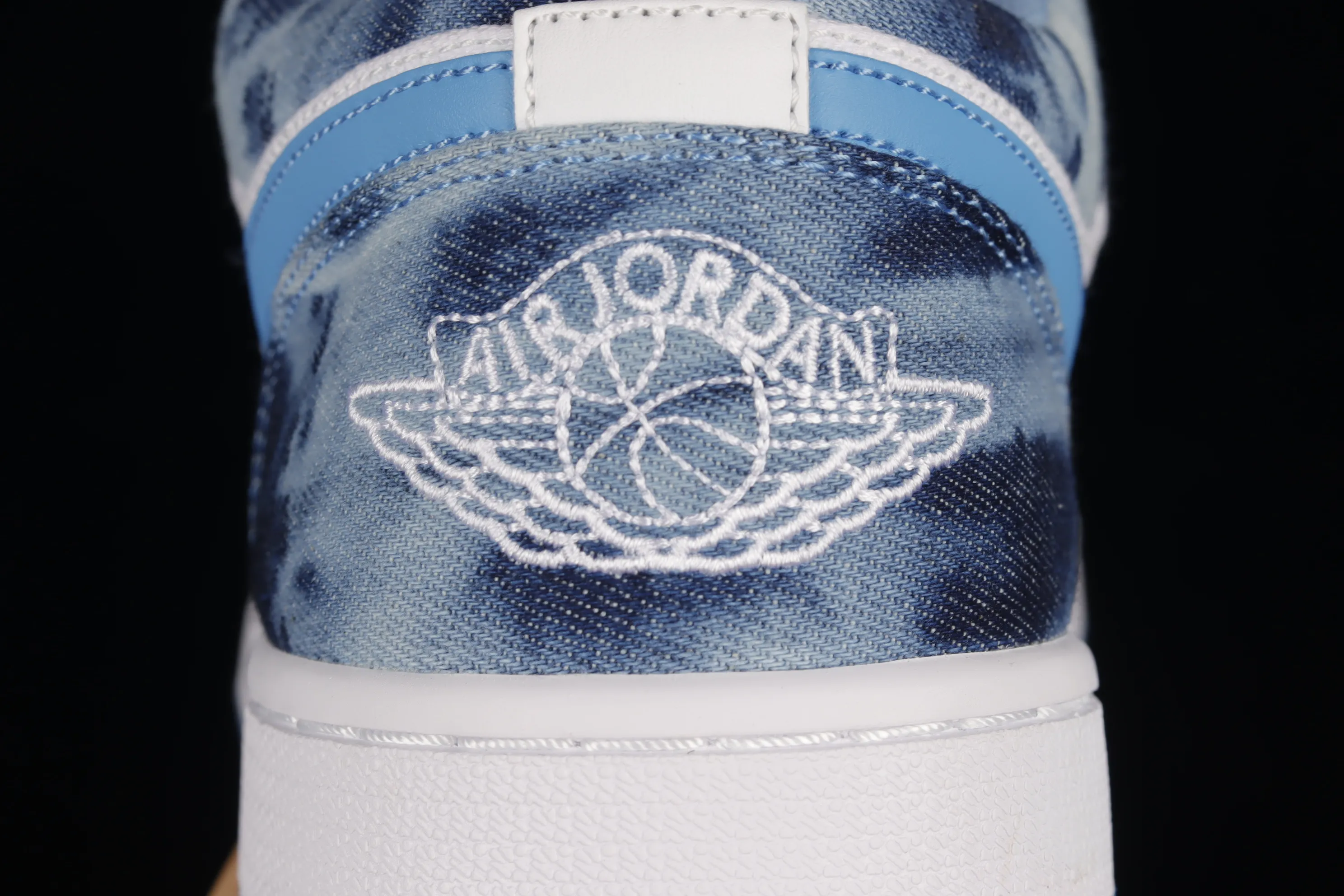 All categories Air Jordan Jordan series basketball shoes Air Jordan 1 Low Air Jordan 1 Low "Washed Denim" AJ1 Joe 1 navy washed denim low-top casual sneakers DM8947-100